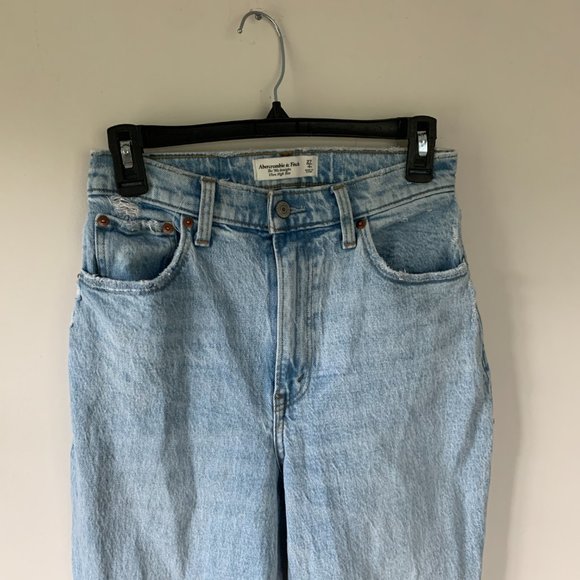 Abercrombie & Fitch Light Blue Straight Leg Jeans - Picture 4 of 10